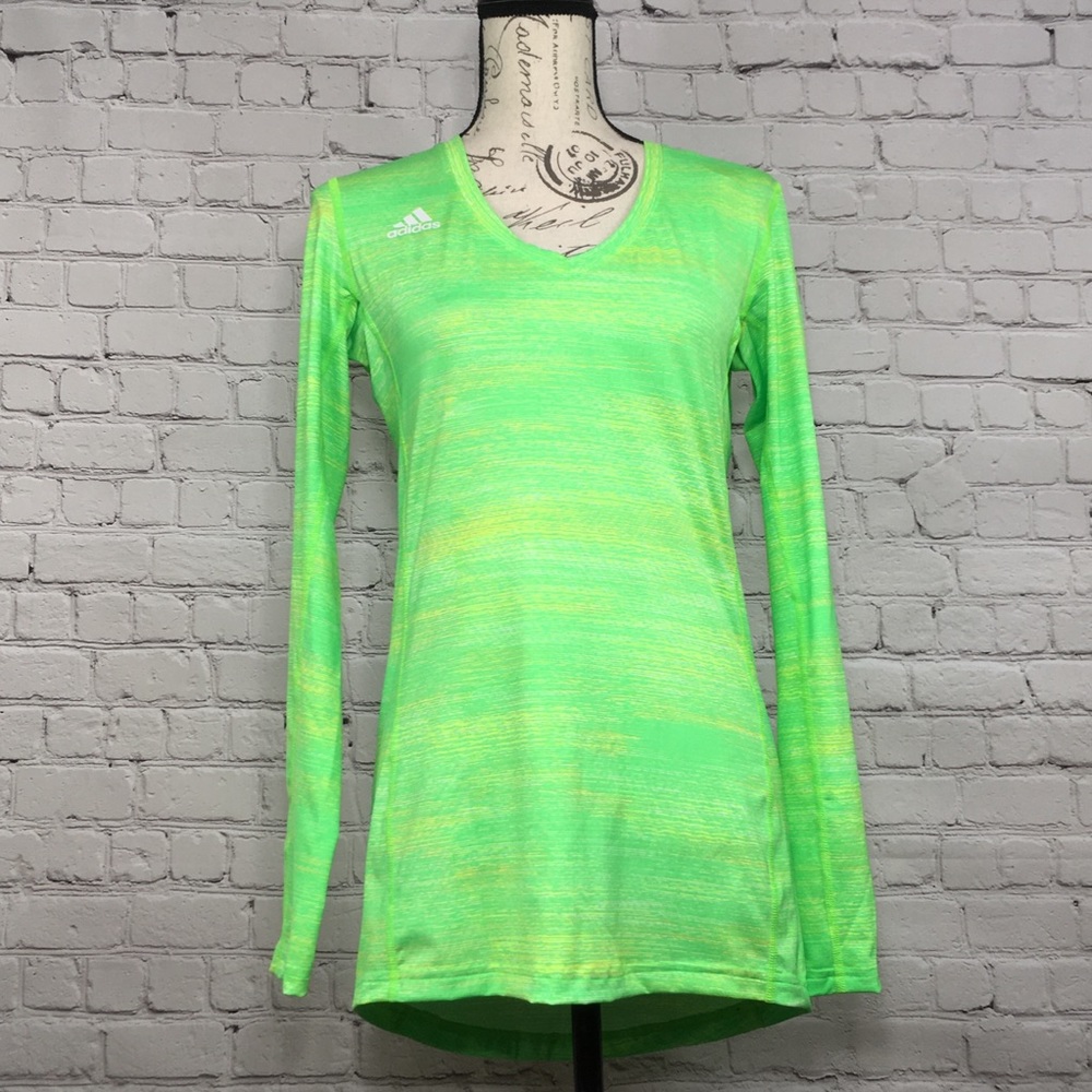 Womens Adidas Volleyball shirt green S